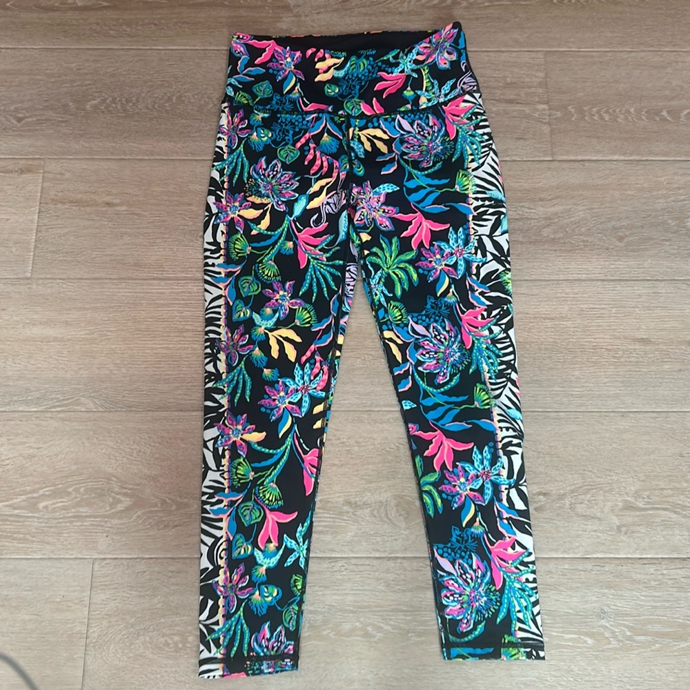 Lilly Pulitzer Luxletic Leggings. Size M
